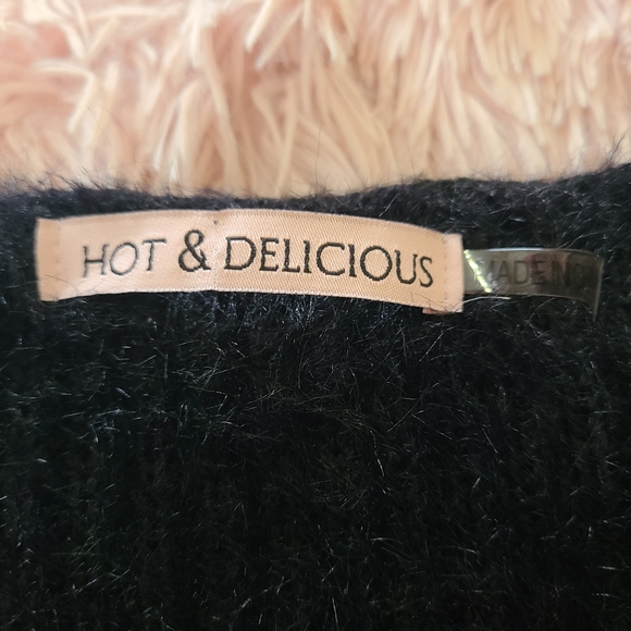 M/L Fuzzy Black Faux Wrap Long sleeved top - Picture 4 of 7